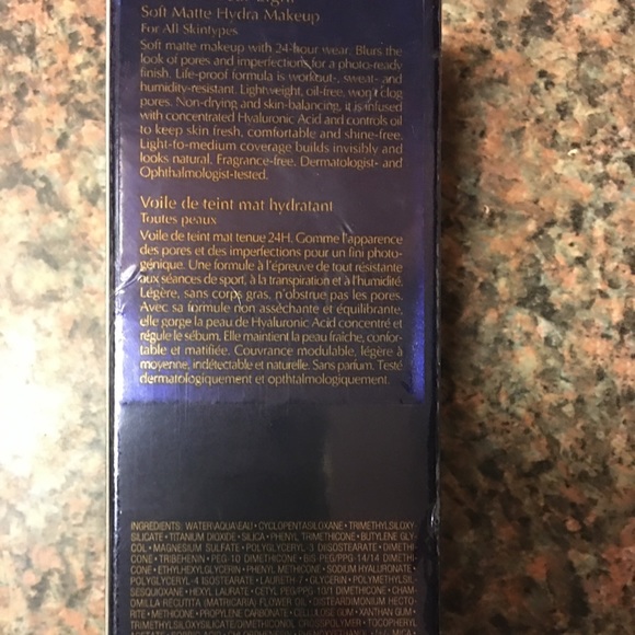 Estée Lauder double wear foundation, light color NEW, shrink wrap still intact - Picture 2 of 4